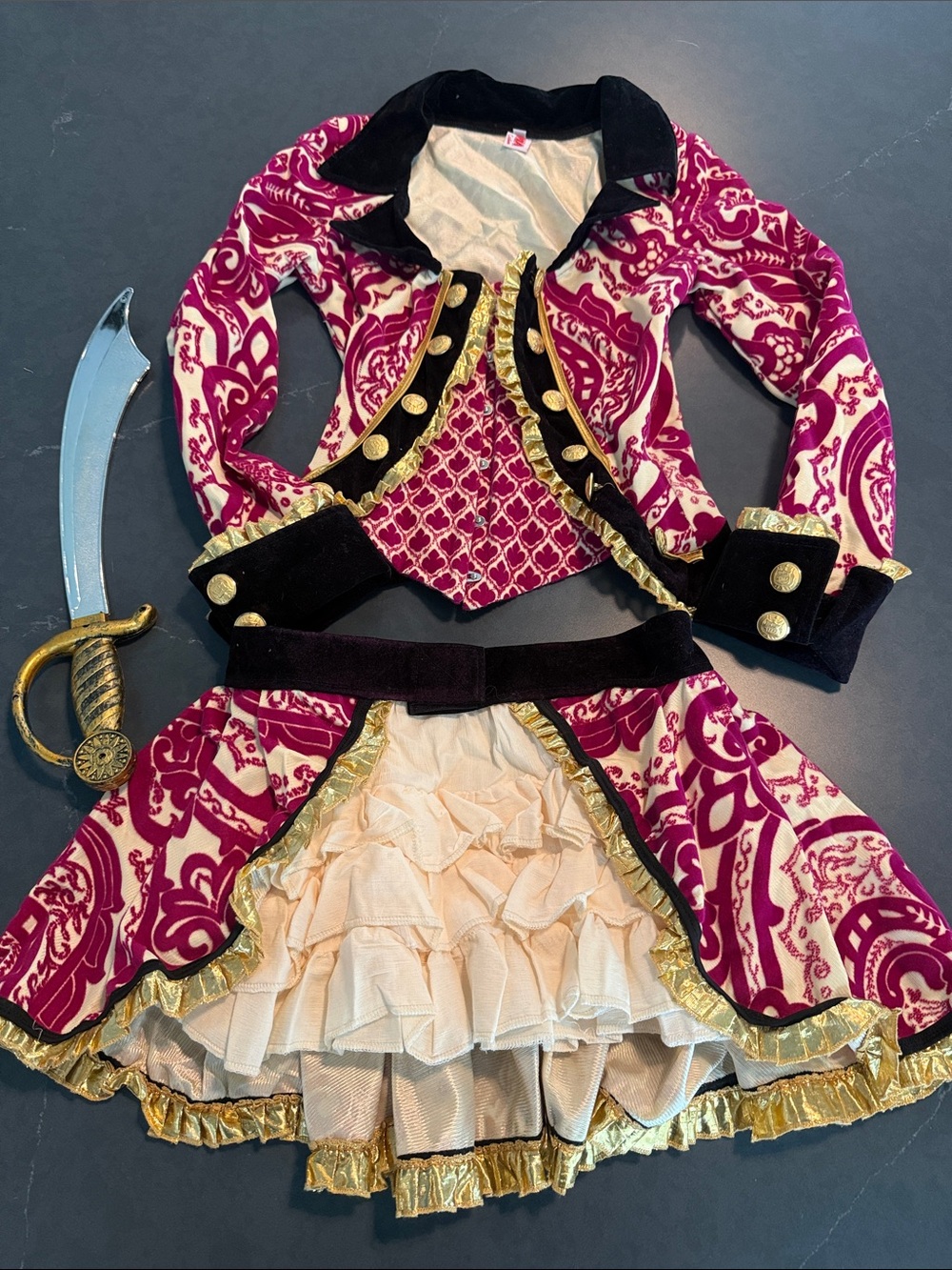 Roma Costume Seductive Pirate Captain Halloween Costume Adult Small 4 Piece
